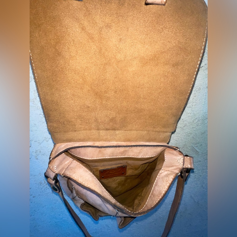 Patricia dash cross body bag - Picture 5 of 16